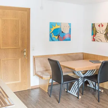 Haus Steissbach Apartman