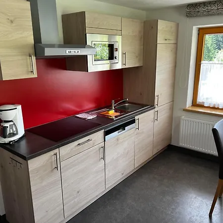 Haus Steissbach Apartmán *